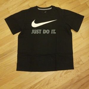 Boys' Nike Tee